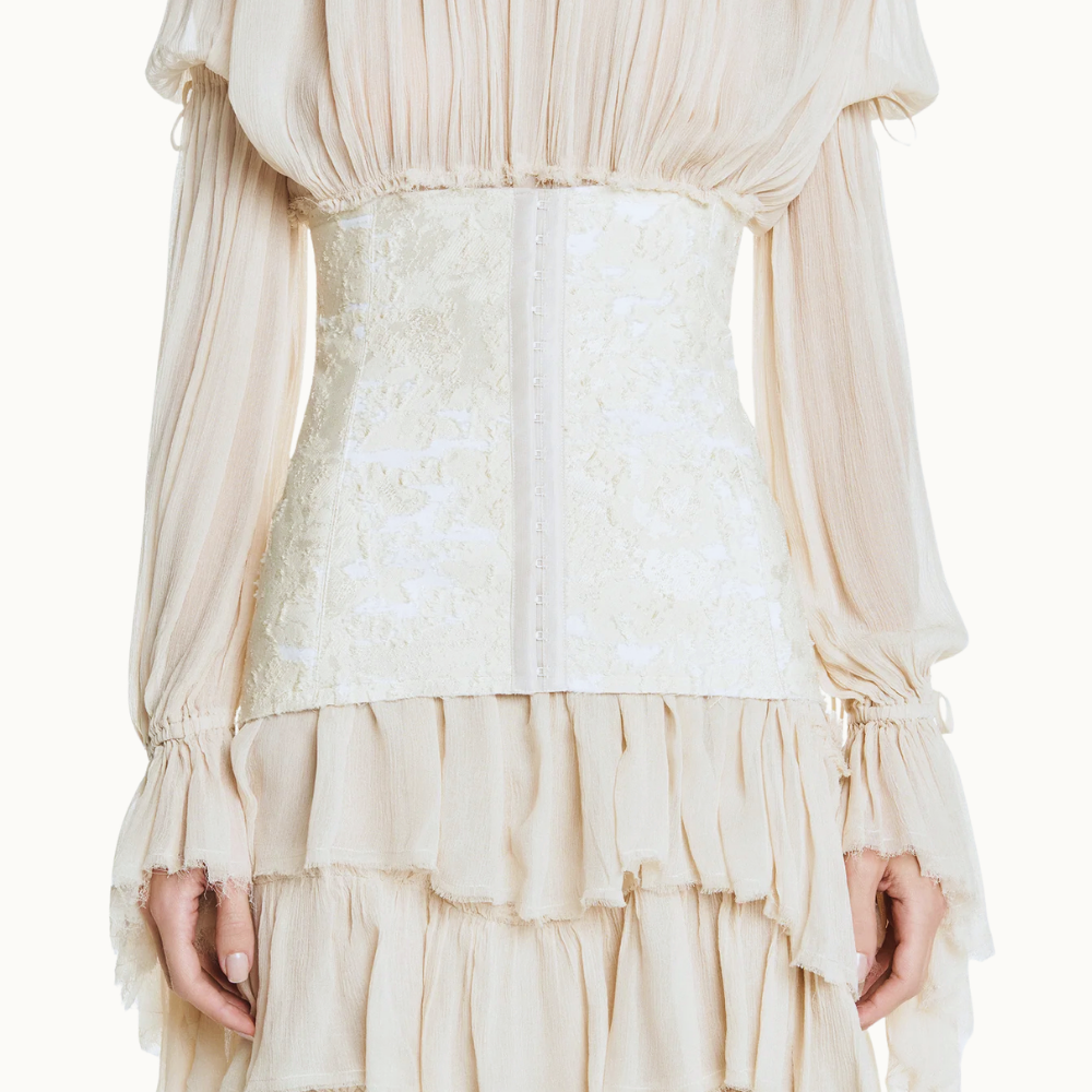 VESTIDO LONGO BABADOS MANGA LONGA CHIFFON COM CORSET DE JACQUARD AREIA