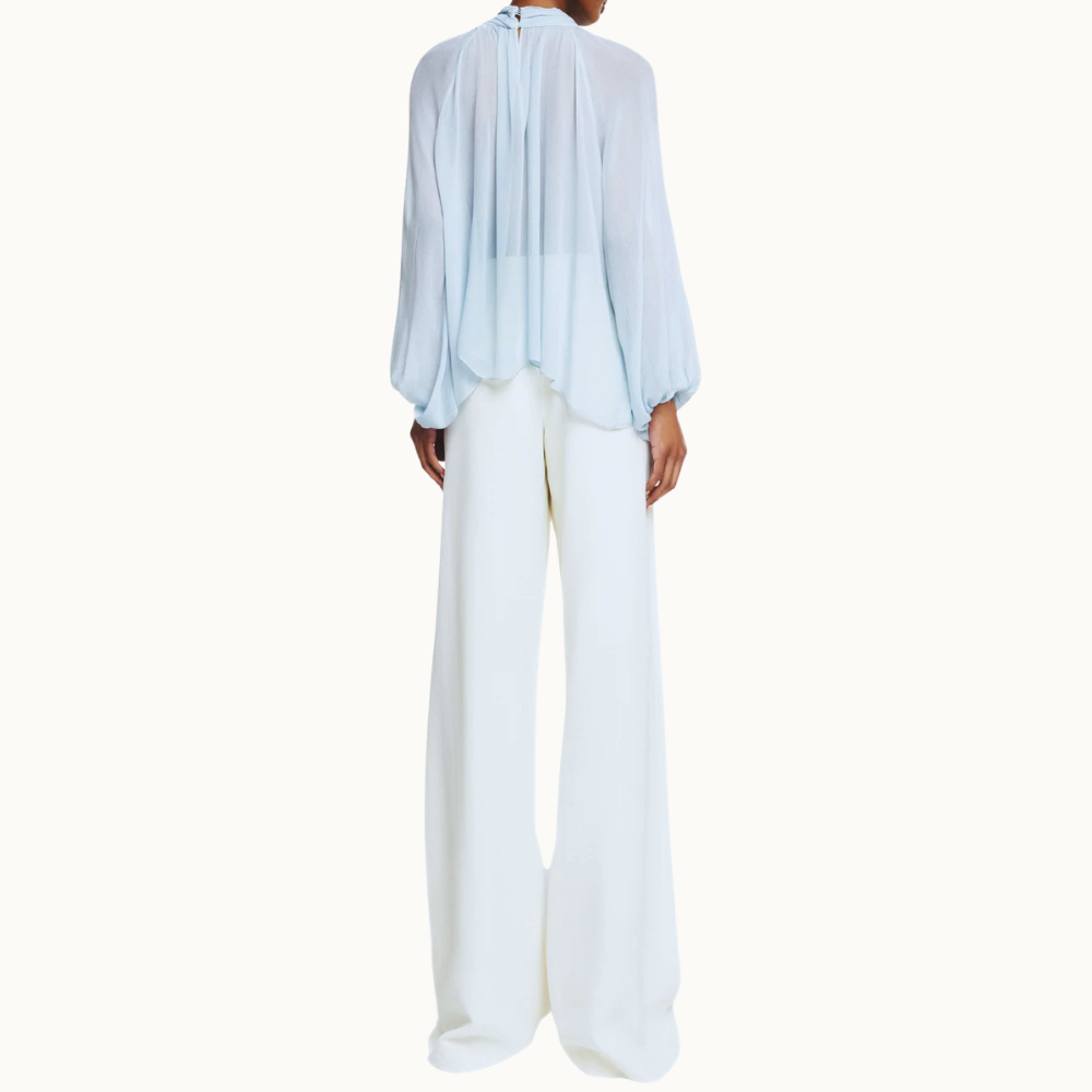 BLUSA MANGA LONGA GOLA ALTA CHIFFON AZUL CLARO
