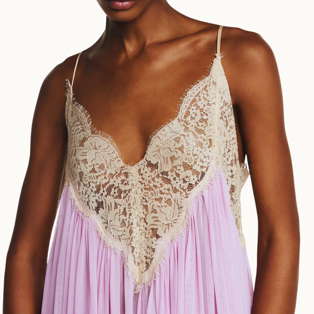 VESTIDO LONGO ALÇA DECOTE BARRA RENDA BEGE TULE