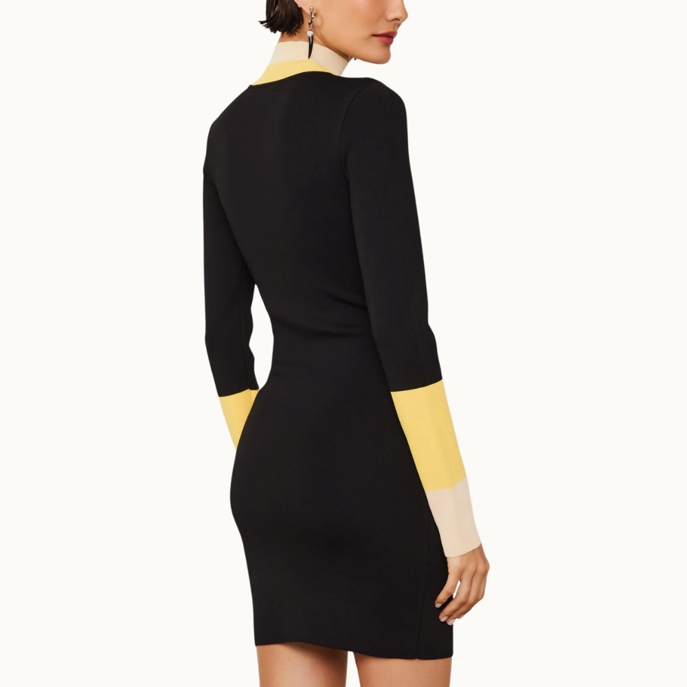 Vestido De Tricot Curto Detalhe Listra Larga Punho e Gola