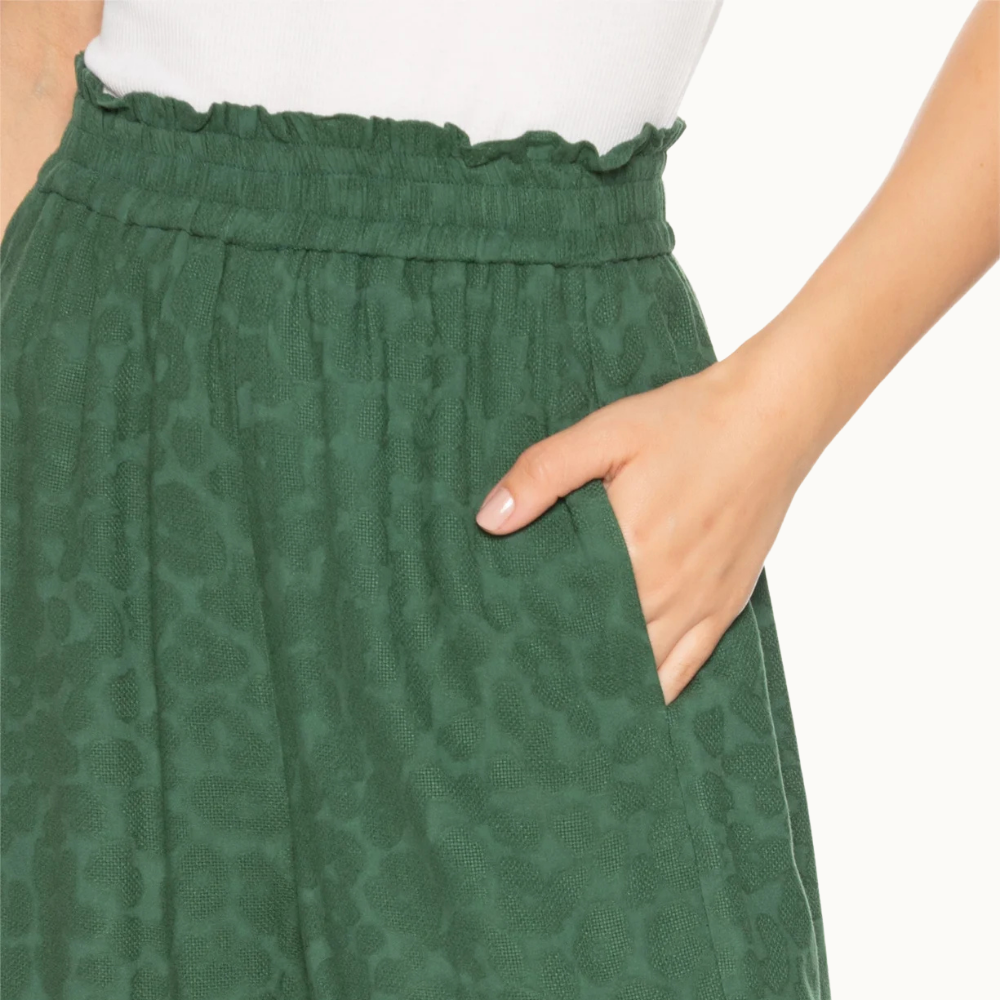 CALCA AMPLA JACQUARD ONCA VERDE