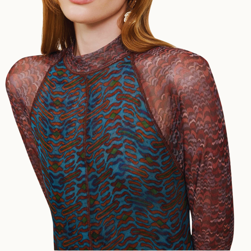 VESTIDO DE TULE DUPLO GOLA ALTA TIGRE