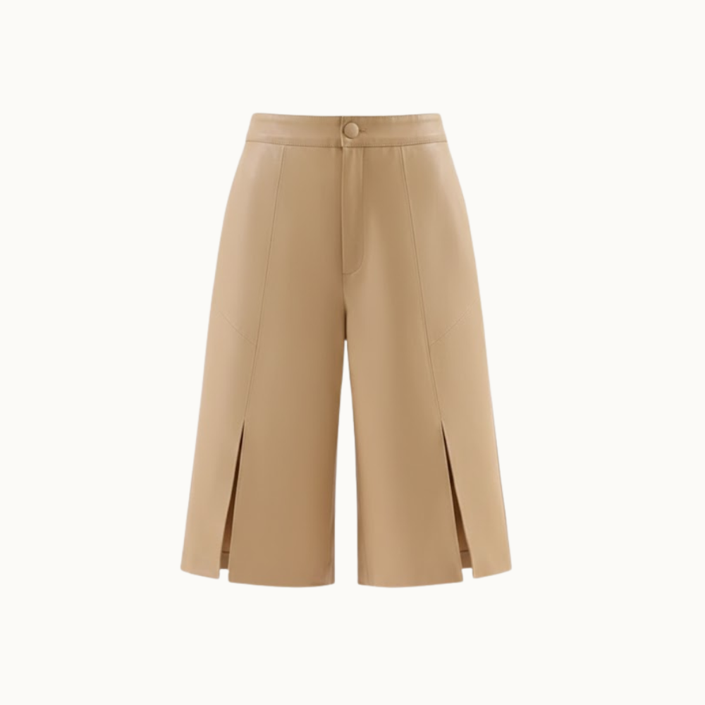 BERMUDA FENDA FRONTAL COURO URSULA