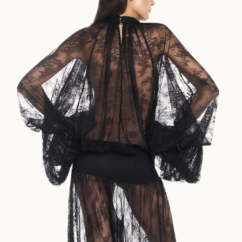 BLUSA GOLA ALTA MANGA BABADO RENDA