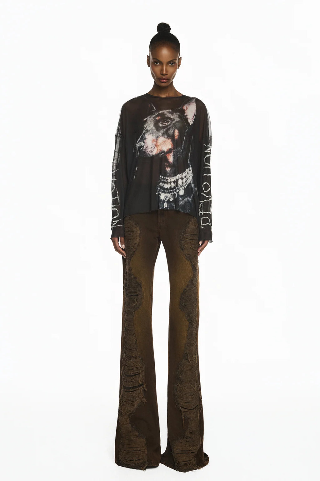 CALÇA JEANS MARROM FLARE RASGOS FRONTAIS