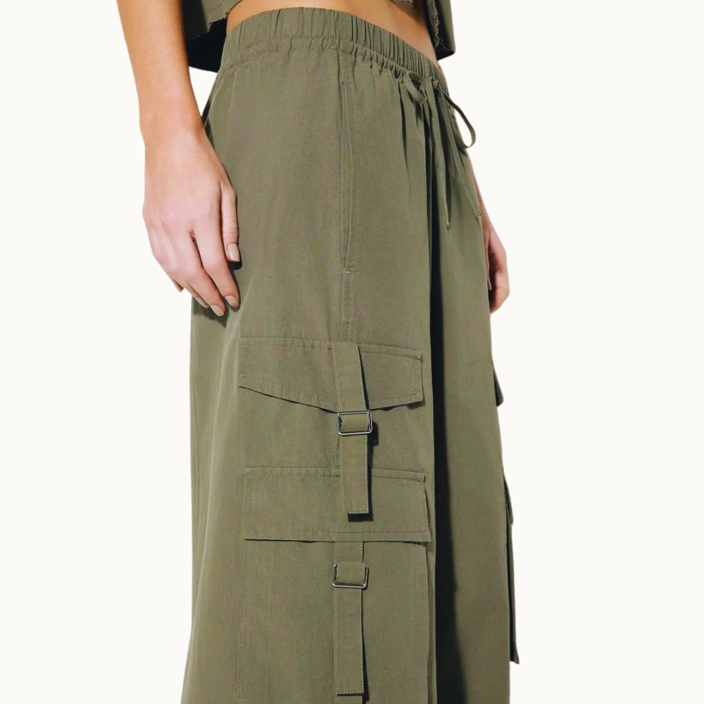 CALÇA LAURA