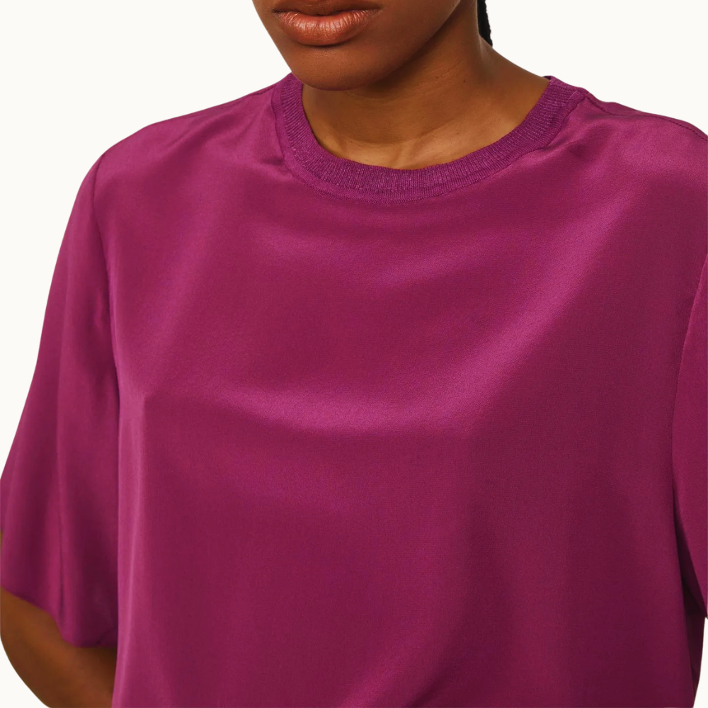 CAMISETA DE SEDA ROXA GOLA RIB