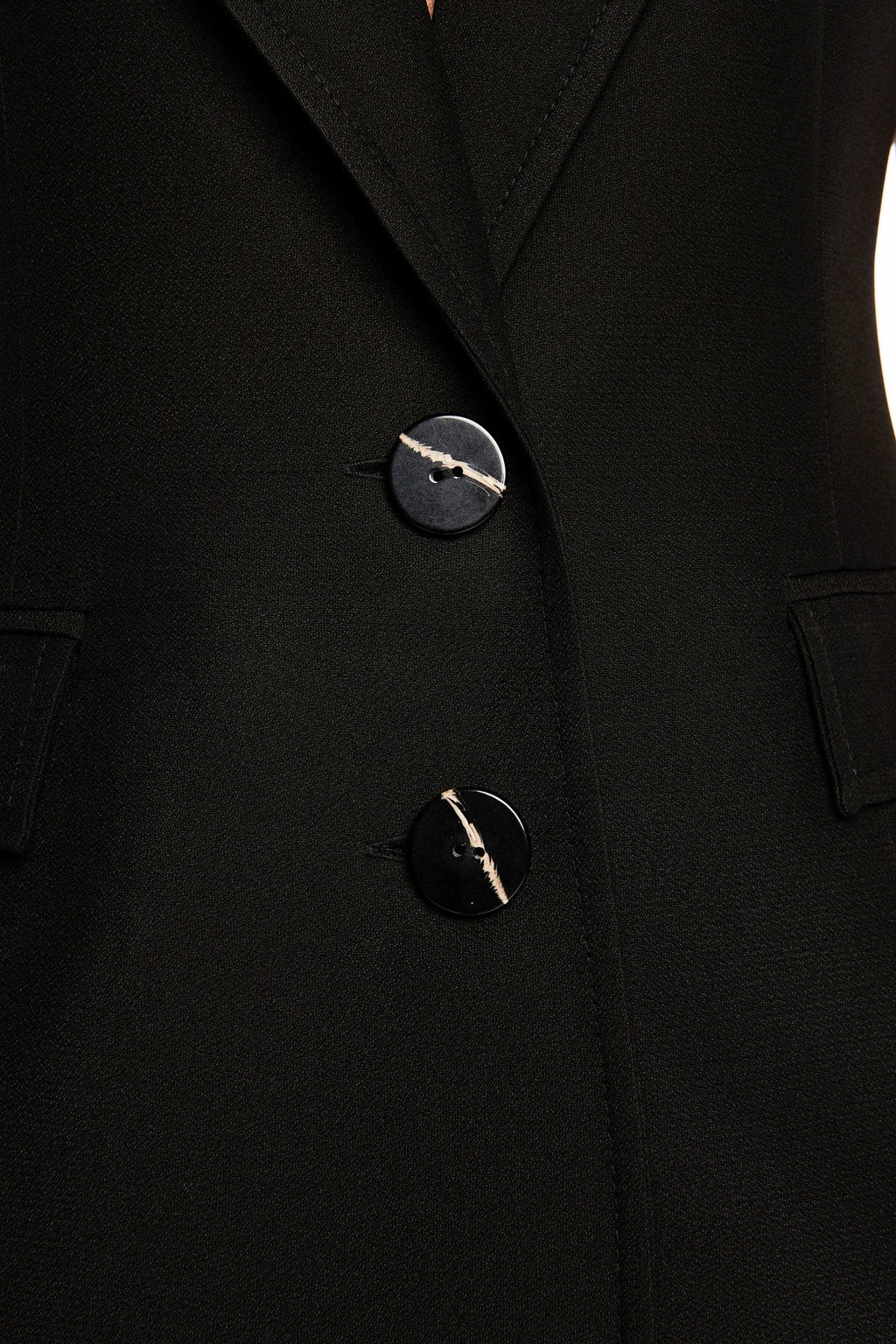COLETE ALFAIATARIA CREPE HEAVY PATOU PRETO