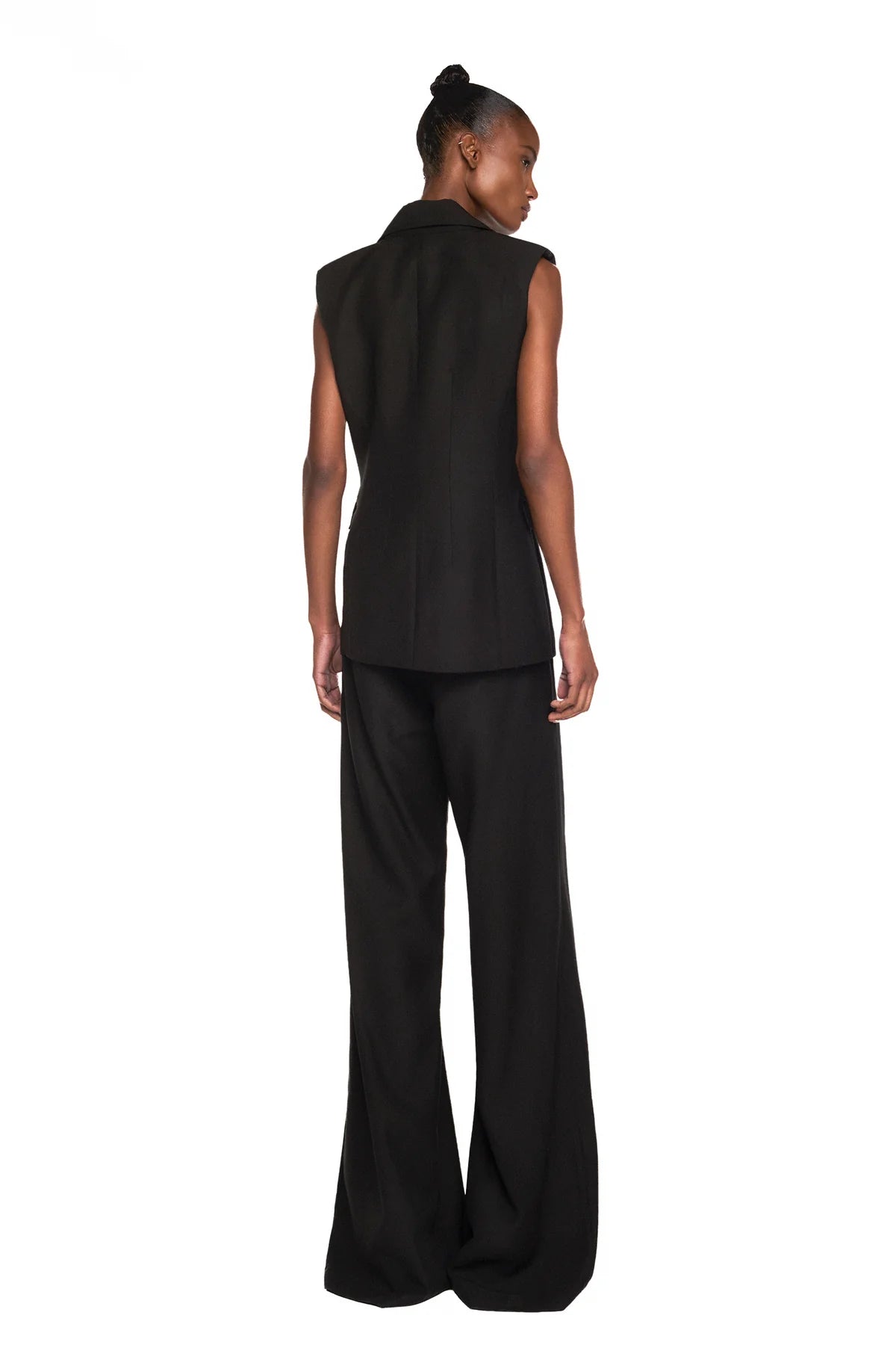 COLETE ALFAIATARIA CREPE HEAVY PATOU PRETO