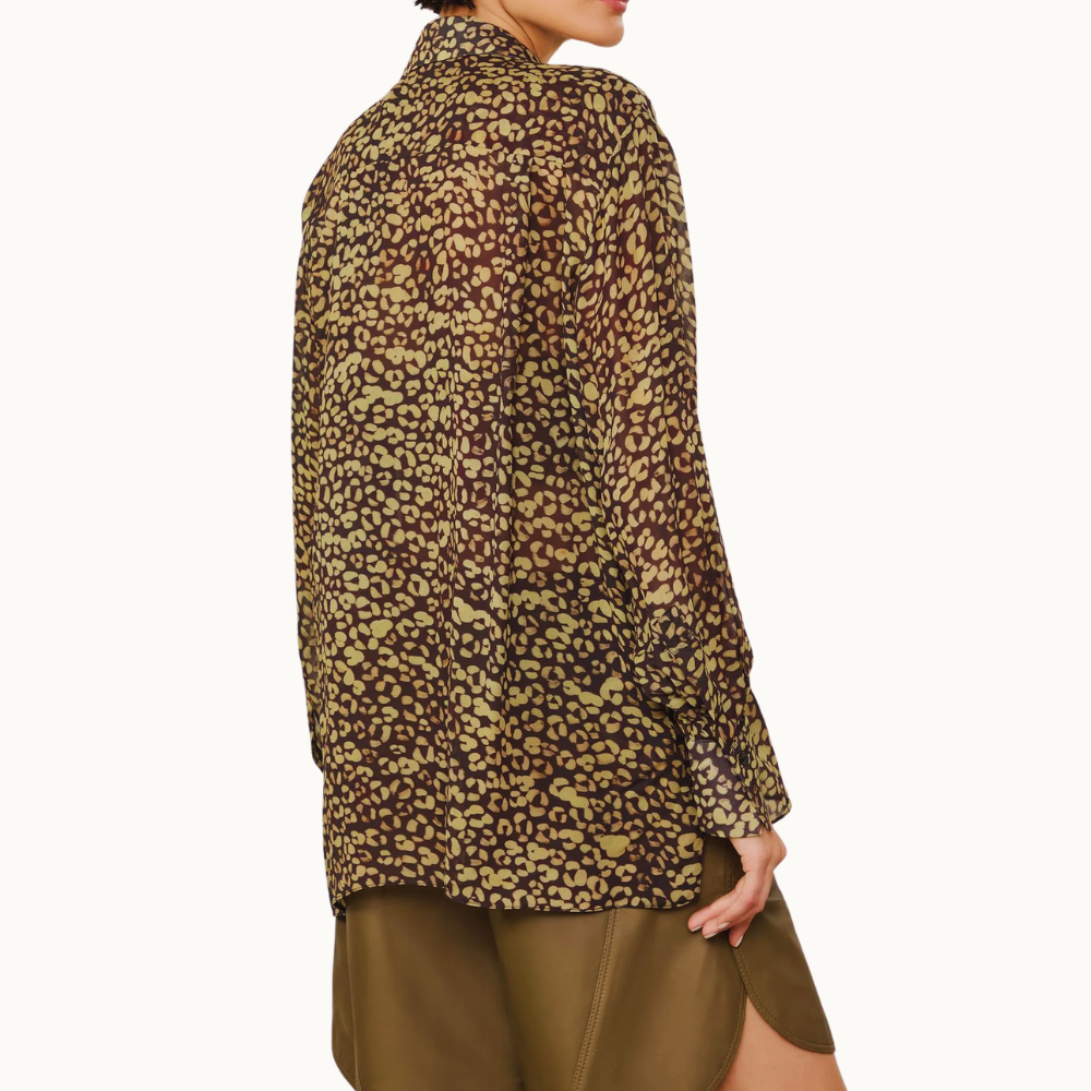 CAMISA DE GEORGETTE MANGA LONGA AMPLA ONÇA COLOR TINA