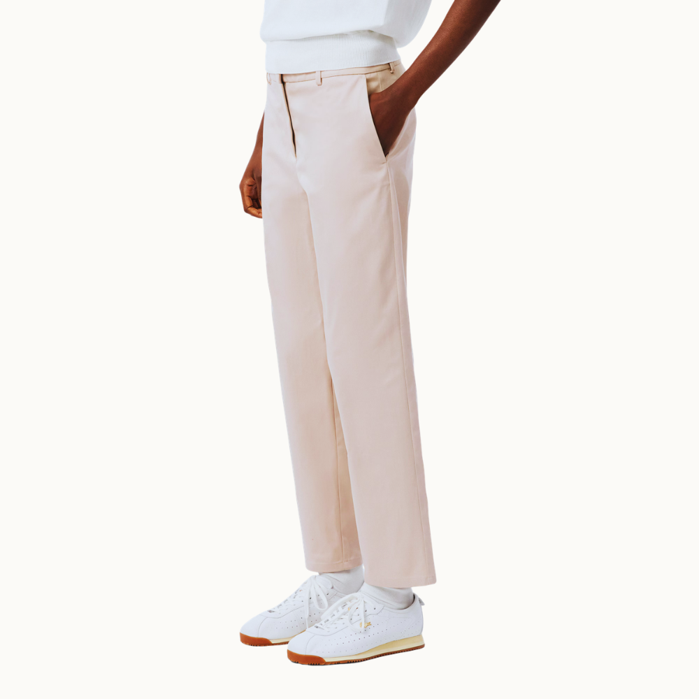 CALÇA CHINO EM GABARDINE DE ALGODÃO STRAIGHT FIT