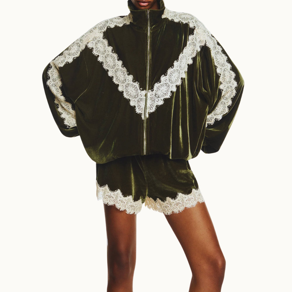 SHORTS ELÁSTICO CÓS VELUDO VERDE MUSGO RENDA BEGE