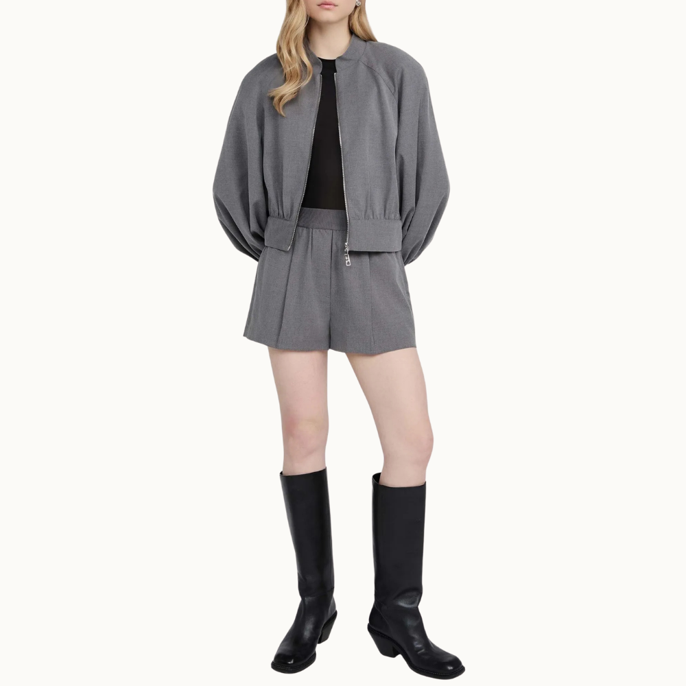 SHORT SHANTAL