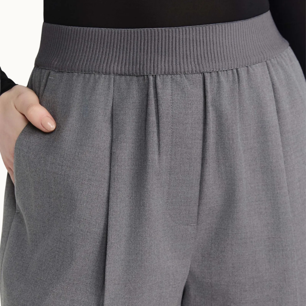SHORT SHANTAL