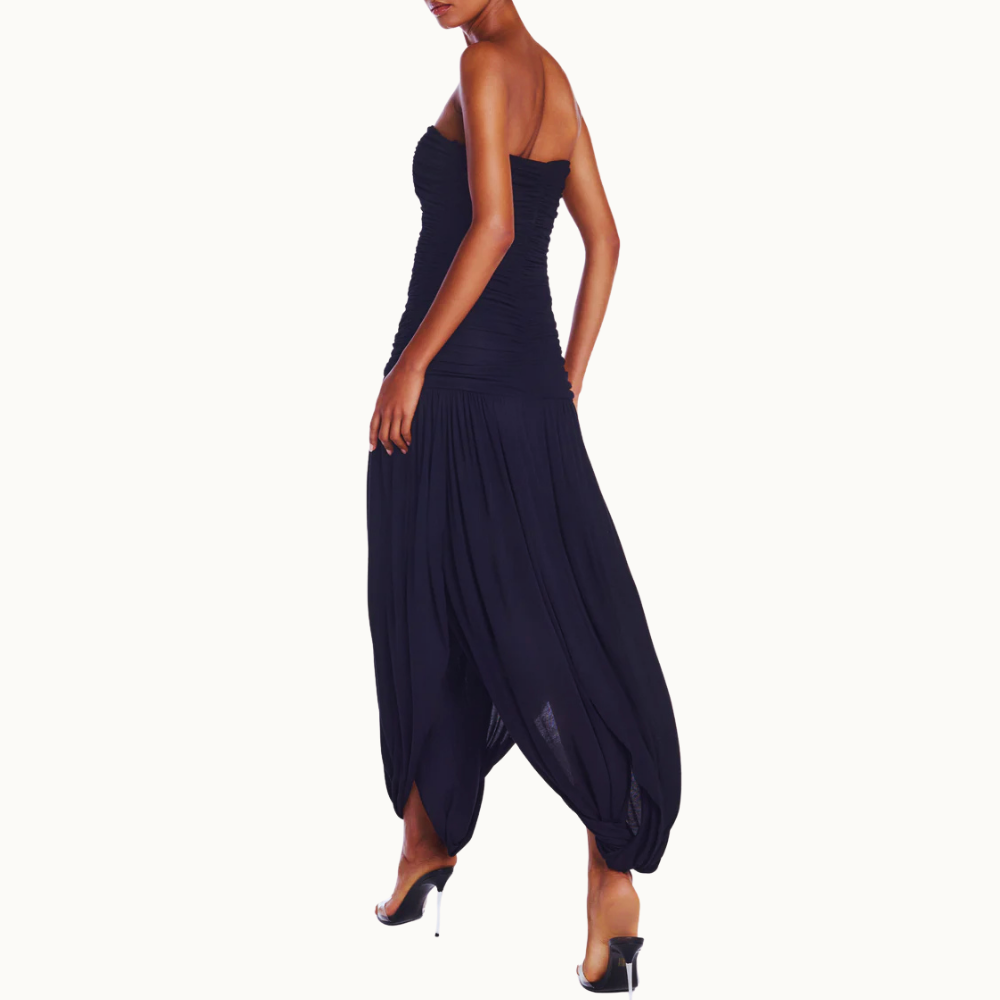 VESTIDO TOMARA QUE CAIA CORPO DRAPEADO SAIA TORCIDA