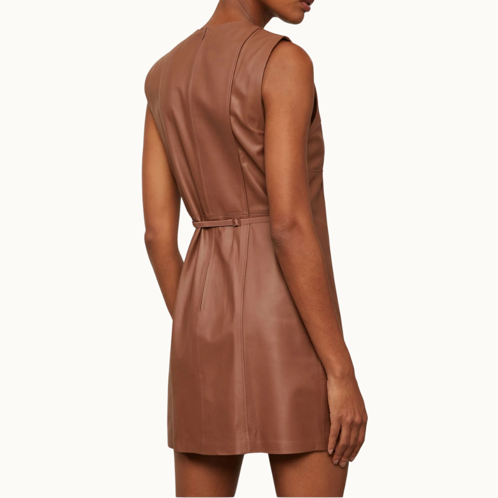 VESTIDO DE COURO FENDA FRONTAL