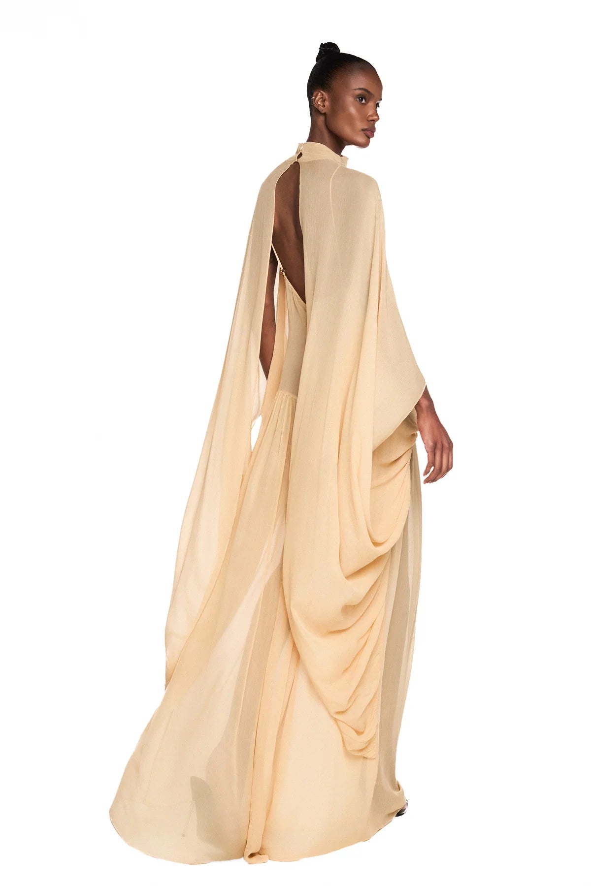 VESTIDO LONGO AMPLO CAPA CHIFFON AMARELO