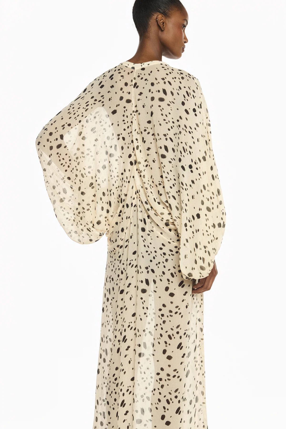 VESTIDO LONGO MANGA RAGLAN DECOTE V CHIFFON DÁLMATA