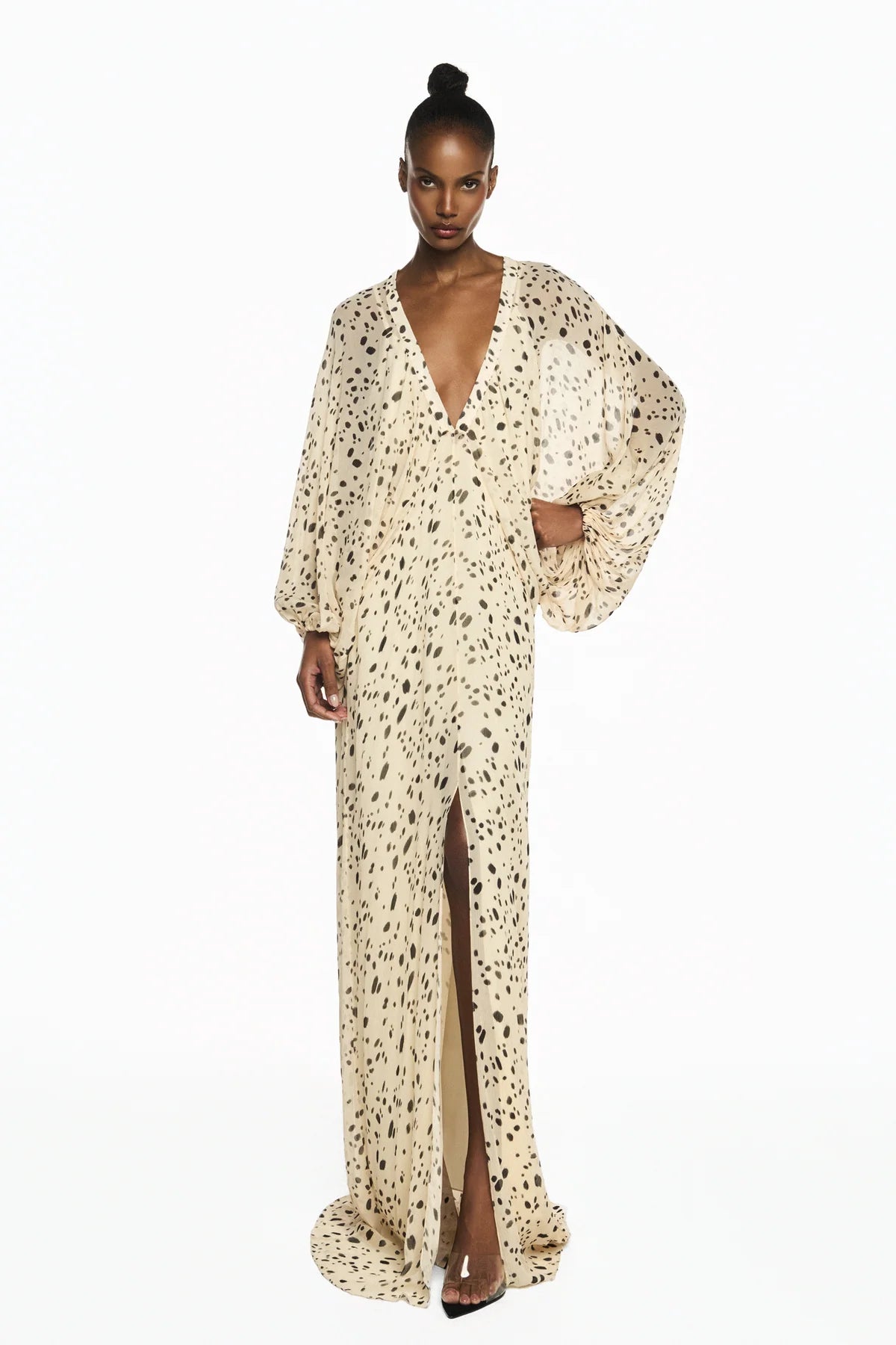 VESTIDO LONGO MANGA RAGLAN DECOTE V CHIFFON DÁLMATA