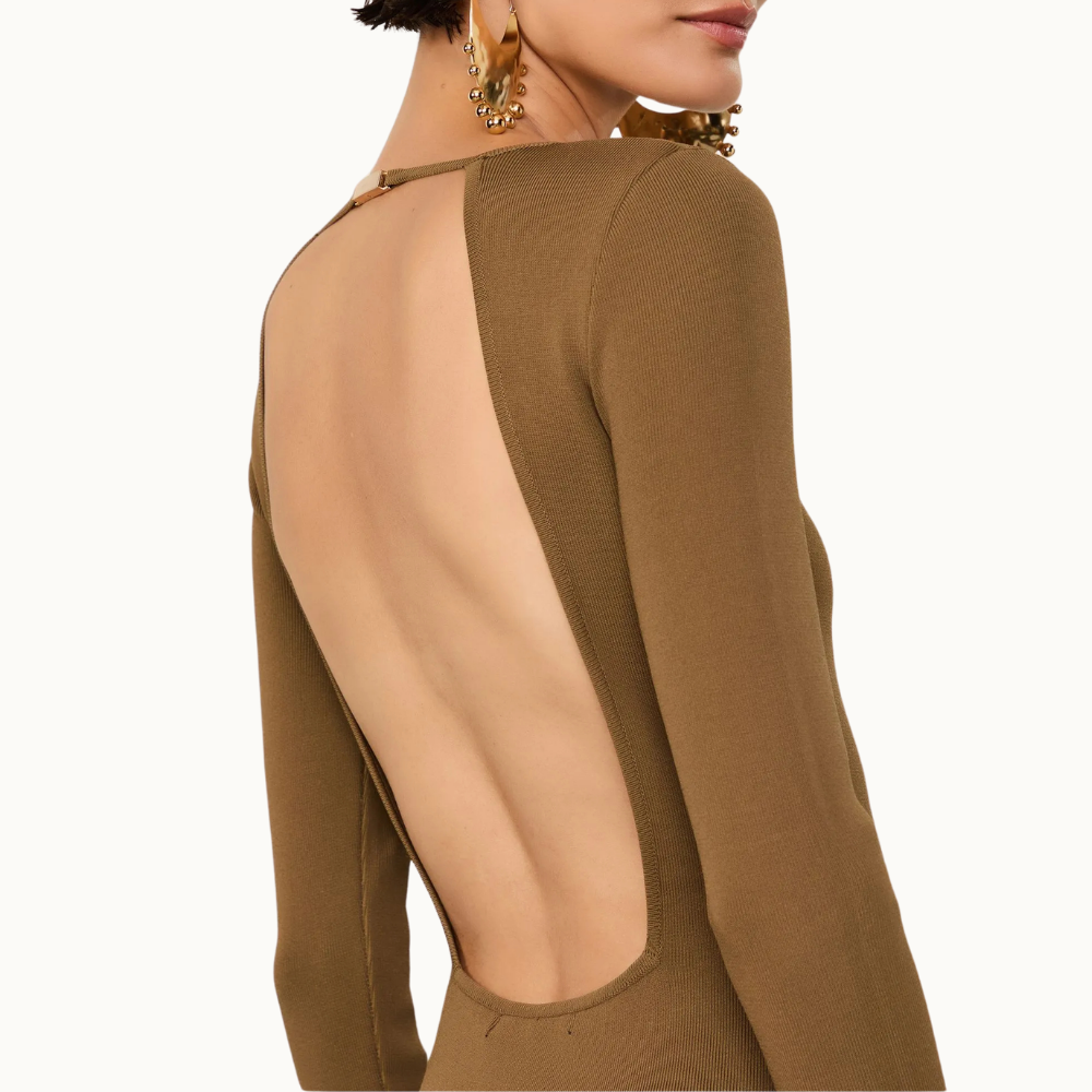 Vestido De Tricot Midi Com Abertura Costas e Fechamento Metal